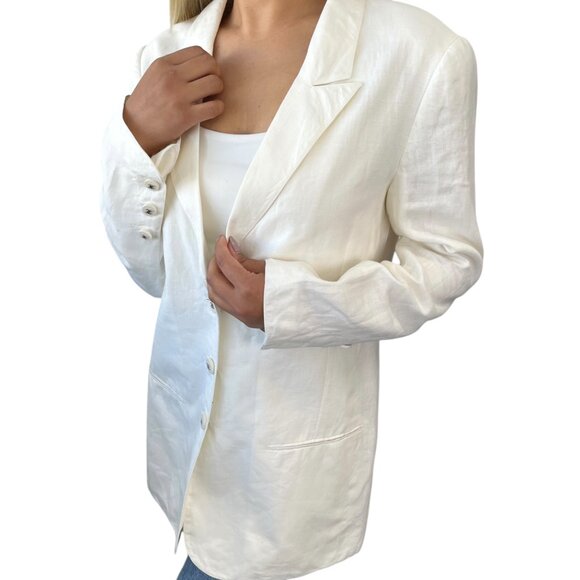 CHANEL Vintage 96P CC Mark Logo Jacket Silver Button #38 White Linen [106330] - Picture 2 of 11